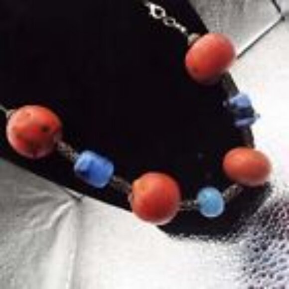 RED CORAL APPLE BALLS & BLUE ARTGLASS BEADS STERLING SILVER SPACERS NECKLACE 19 - Picture 2 of 2